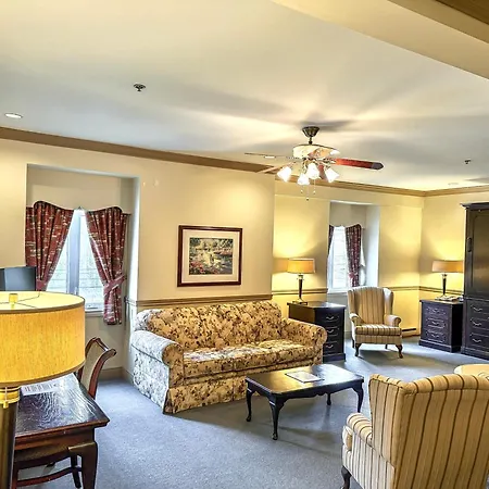 Inn On The Lake Fall River Exterior photo