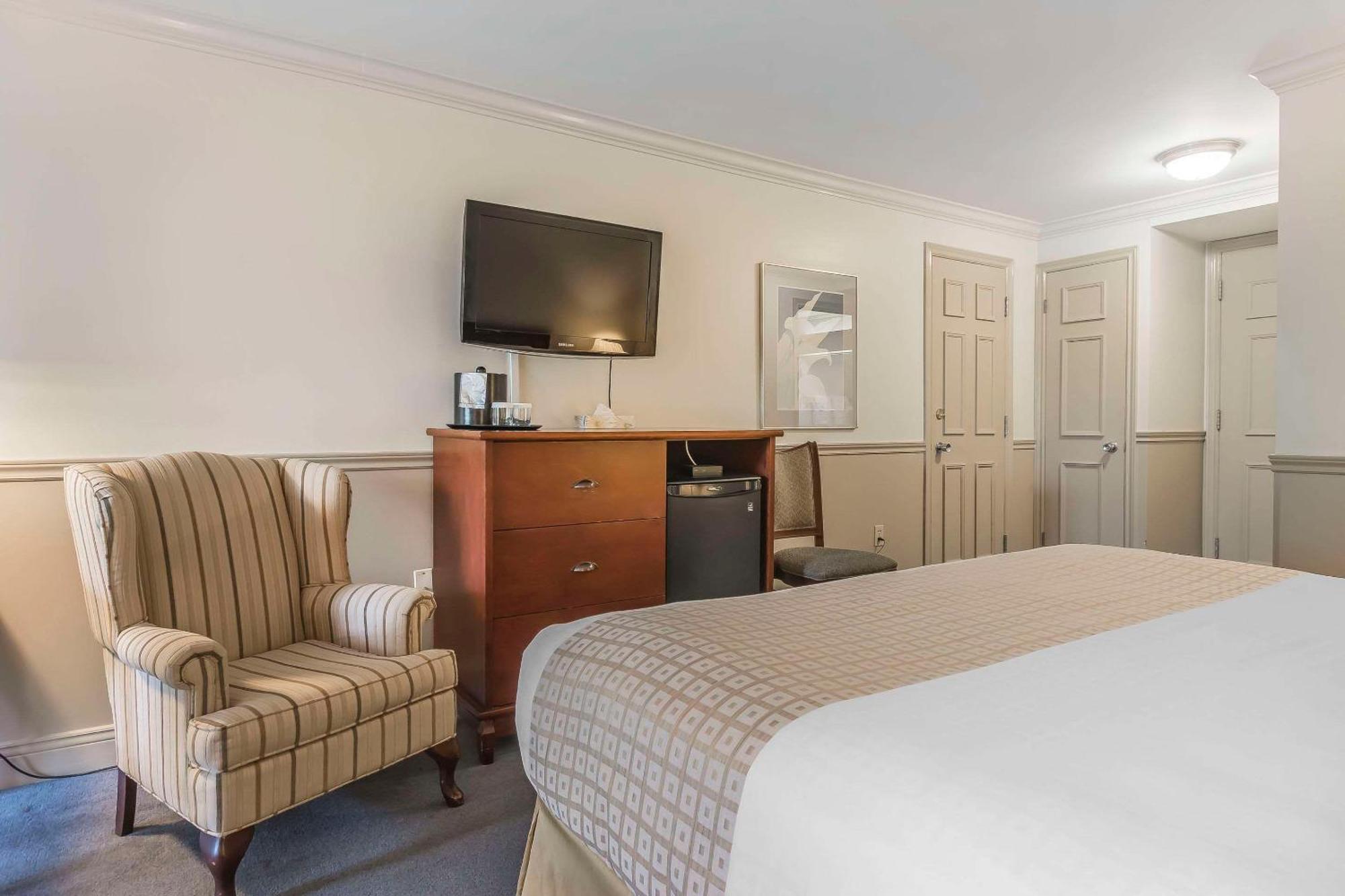 On The Hotel Fall River