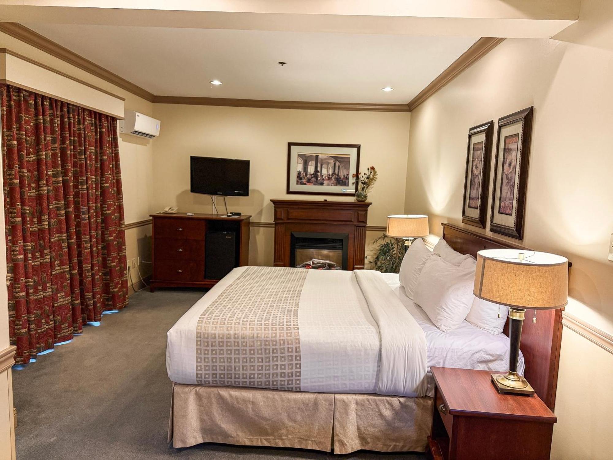 Hotel On The